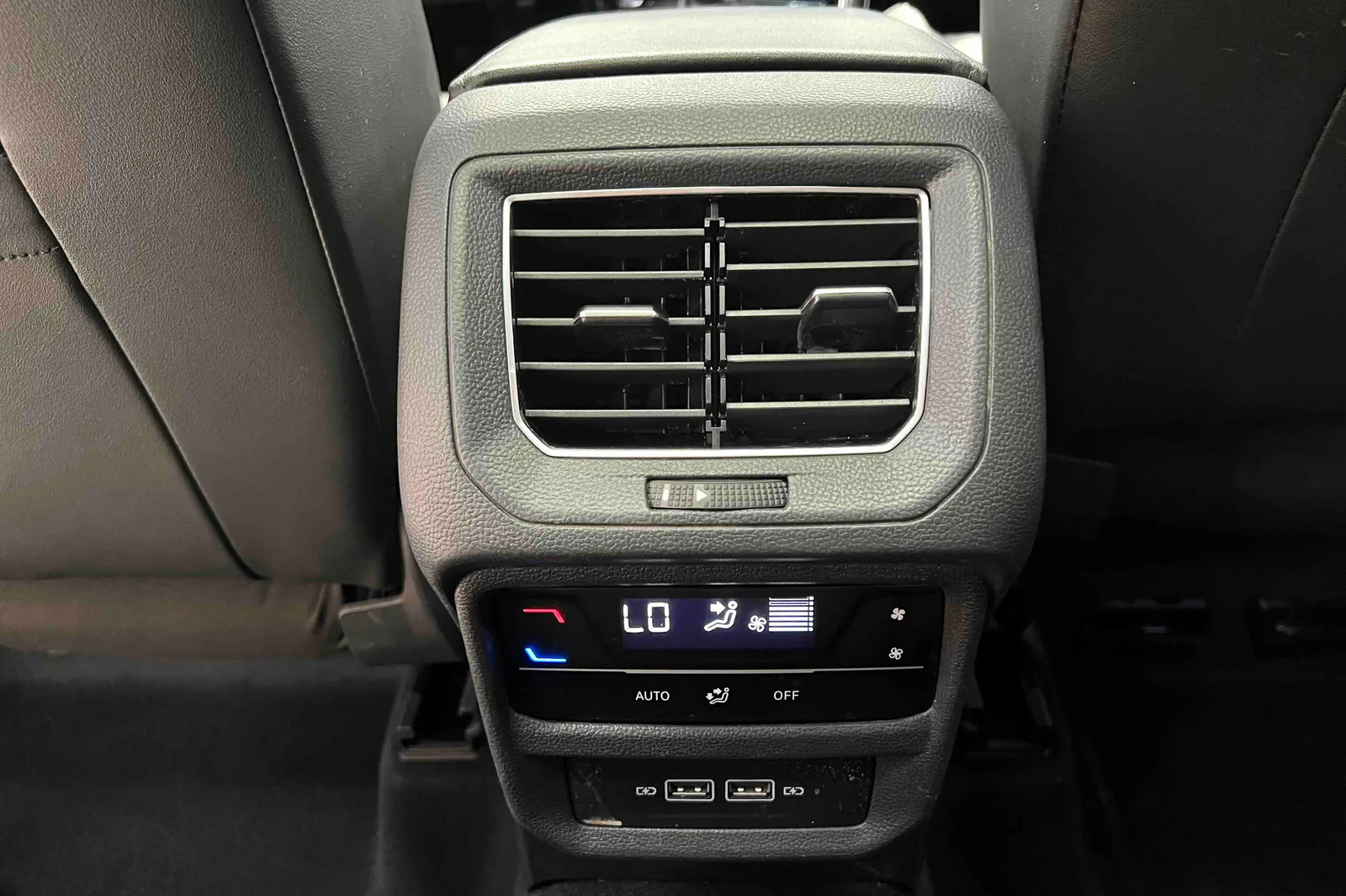 Volkswagen Tanyue 2023 — photo 12 of 20
