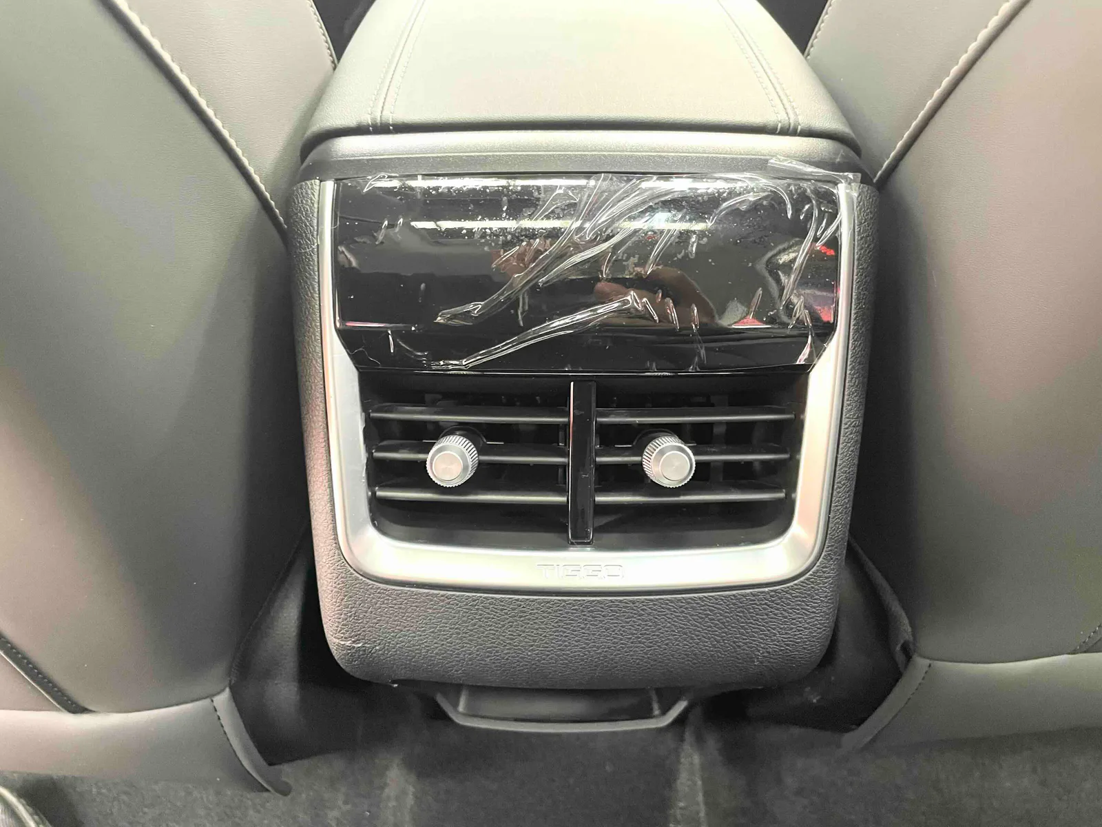 Chery Tiggo 8 2022 — photo 11 of 20