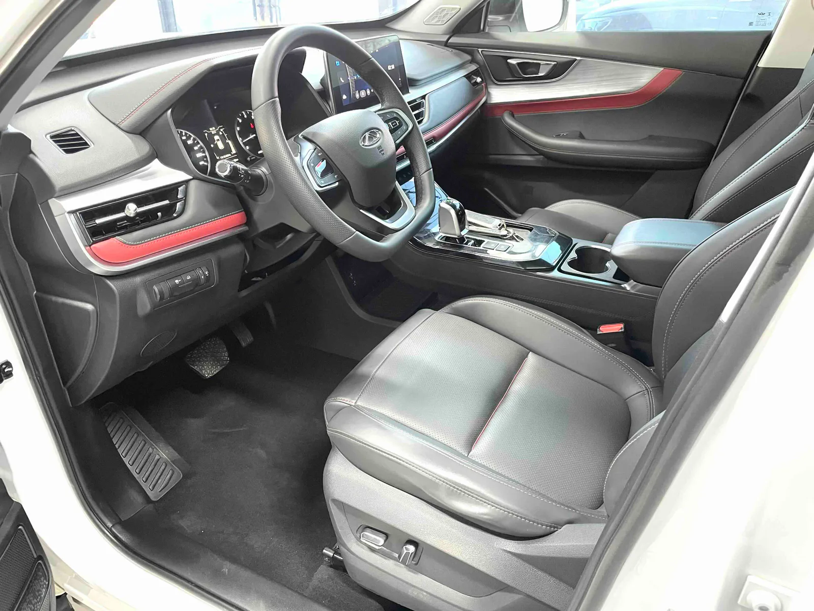 Chery Tiggo 7 2022 — photo 5 of 19