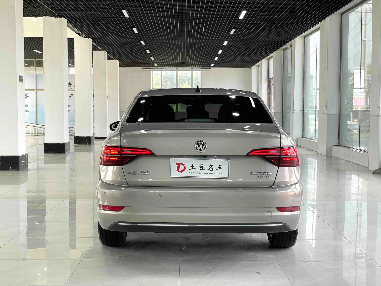 Volkswagen Sagitar 2022 — photo 13 of 19