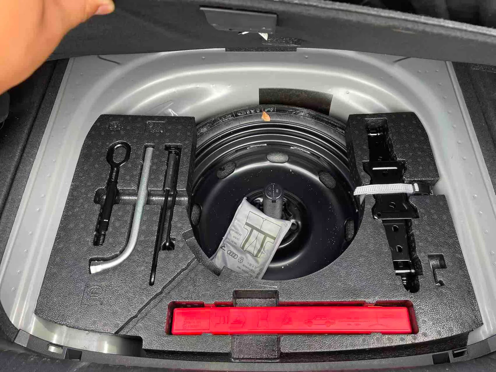 Volkswagen Sagitar 2022 — photo 17 of 19