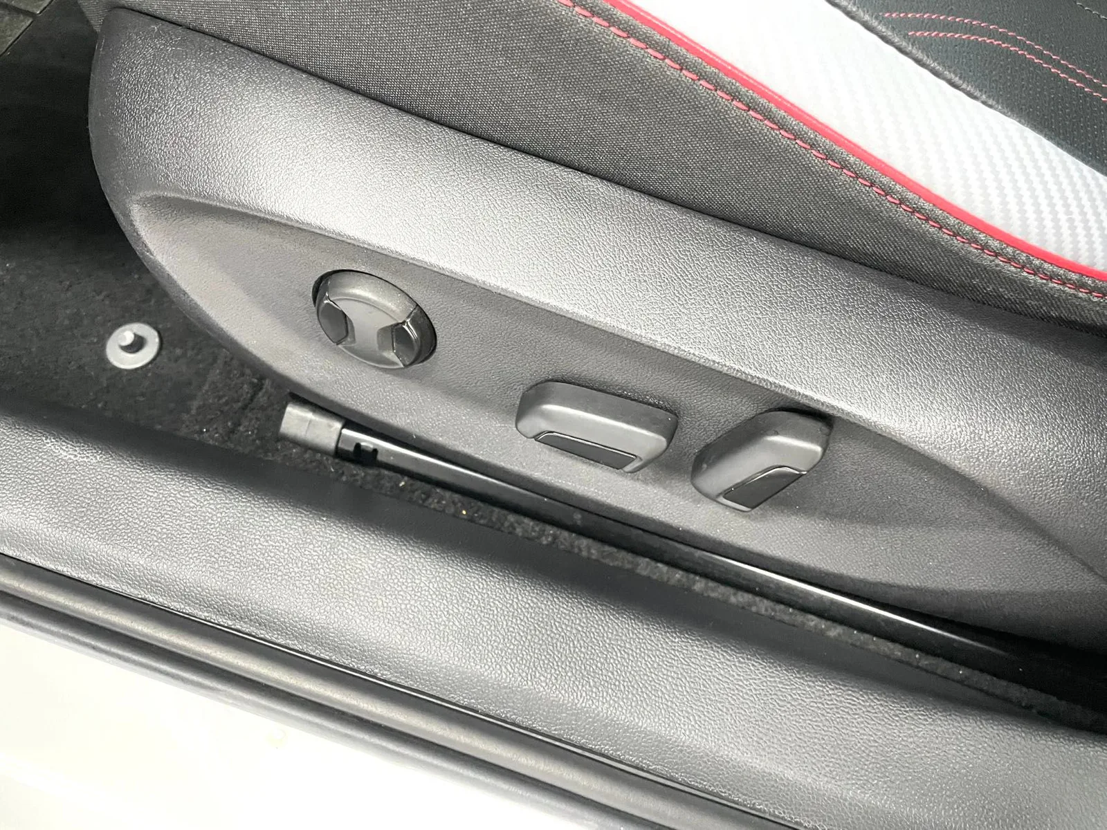 Volkswagen Lamando 2023 — photo 11 of 19