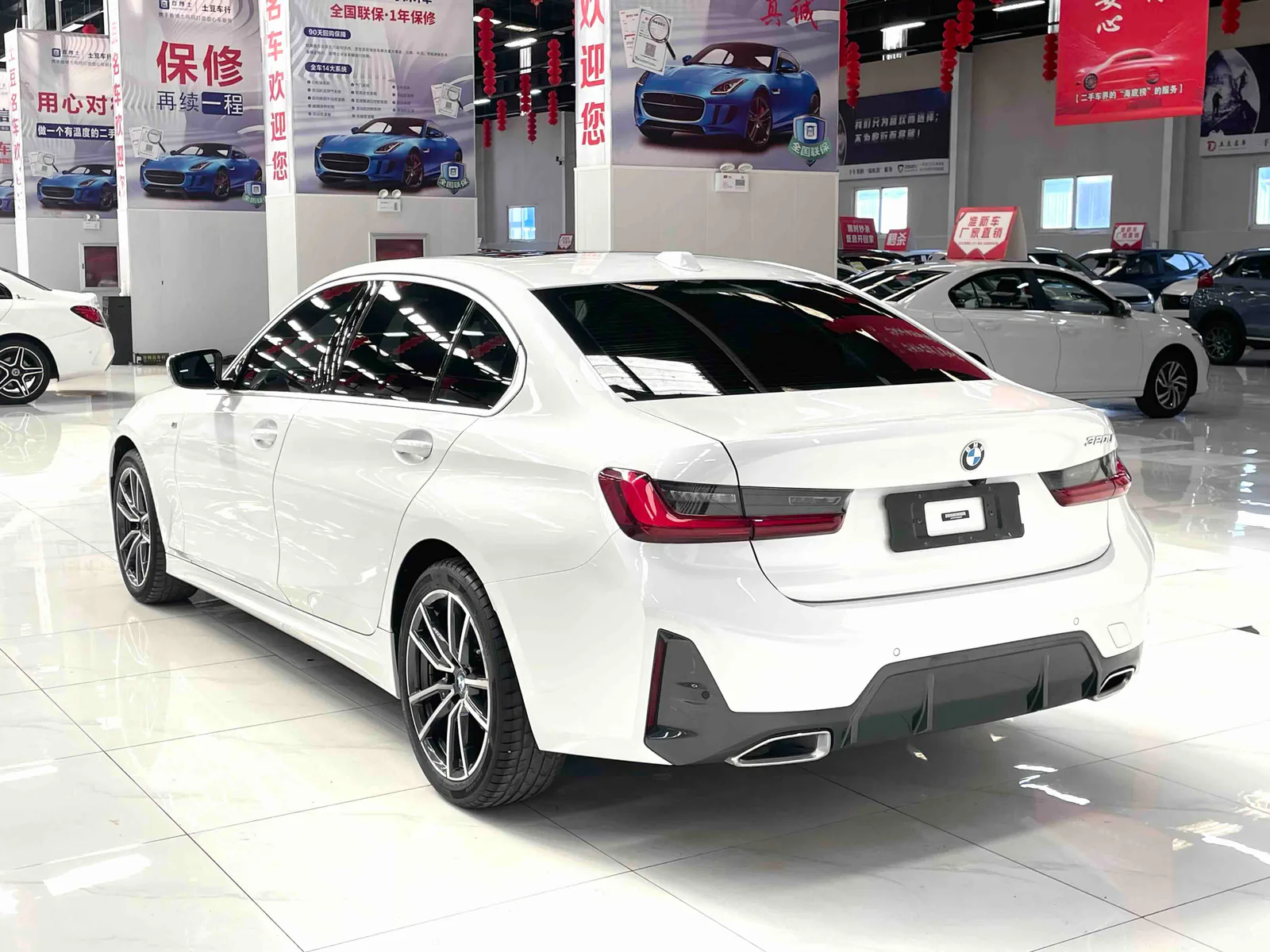 BMW 3 Series 2023 — photo 4 of 20
