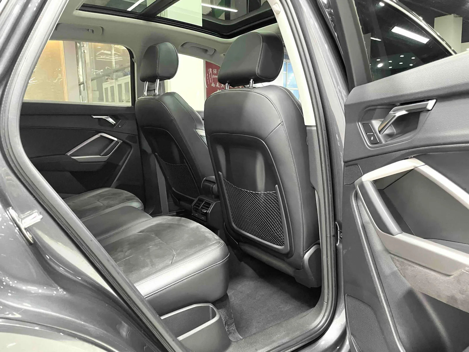 Audi Q3 2022 — photo 11 of 20