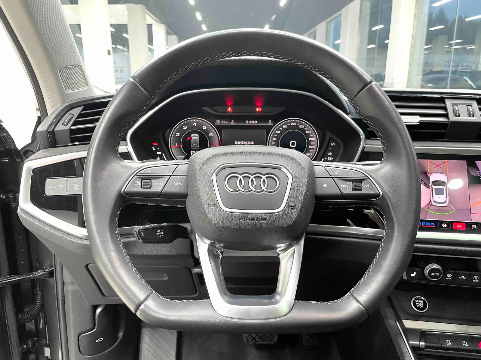 Audi Q3 2022 — photo 4 of 20