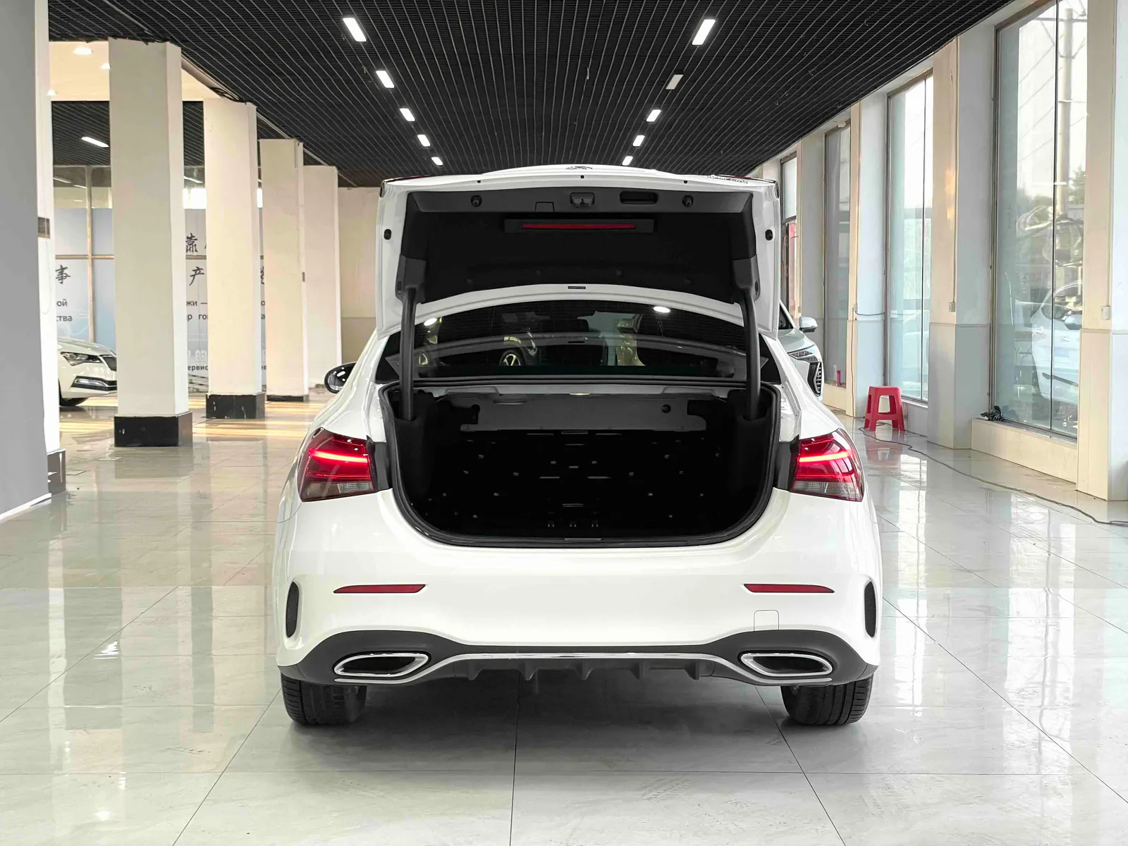 Mercedes-Benz Class A 2022 — photo 17 of 20