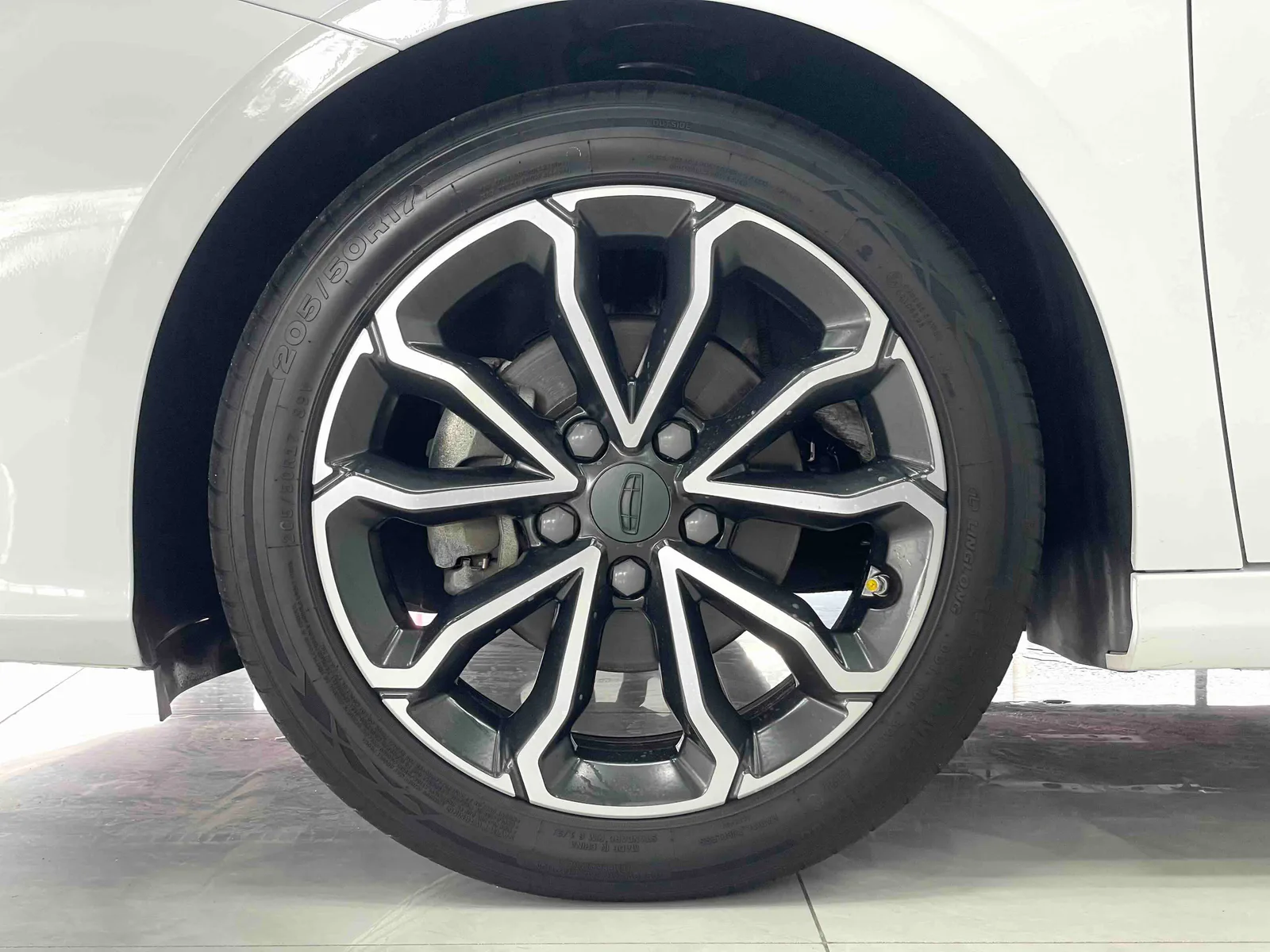 Geely Binrui 2021 — photo 11 of 19