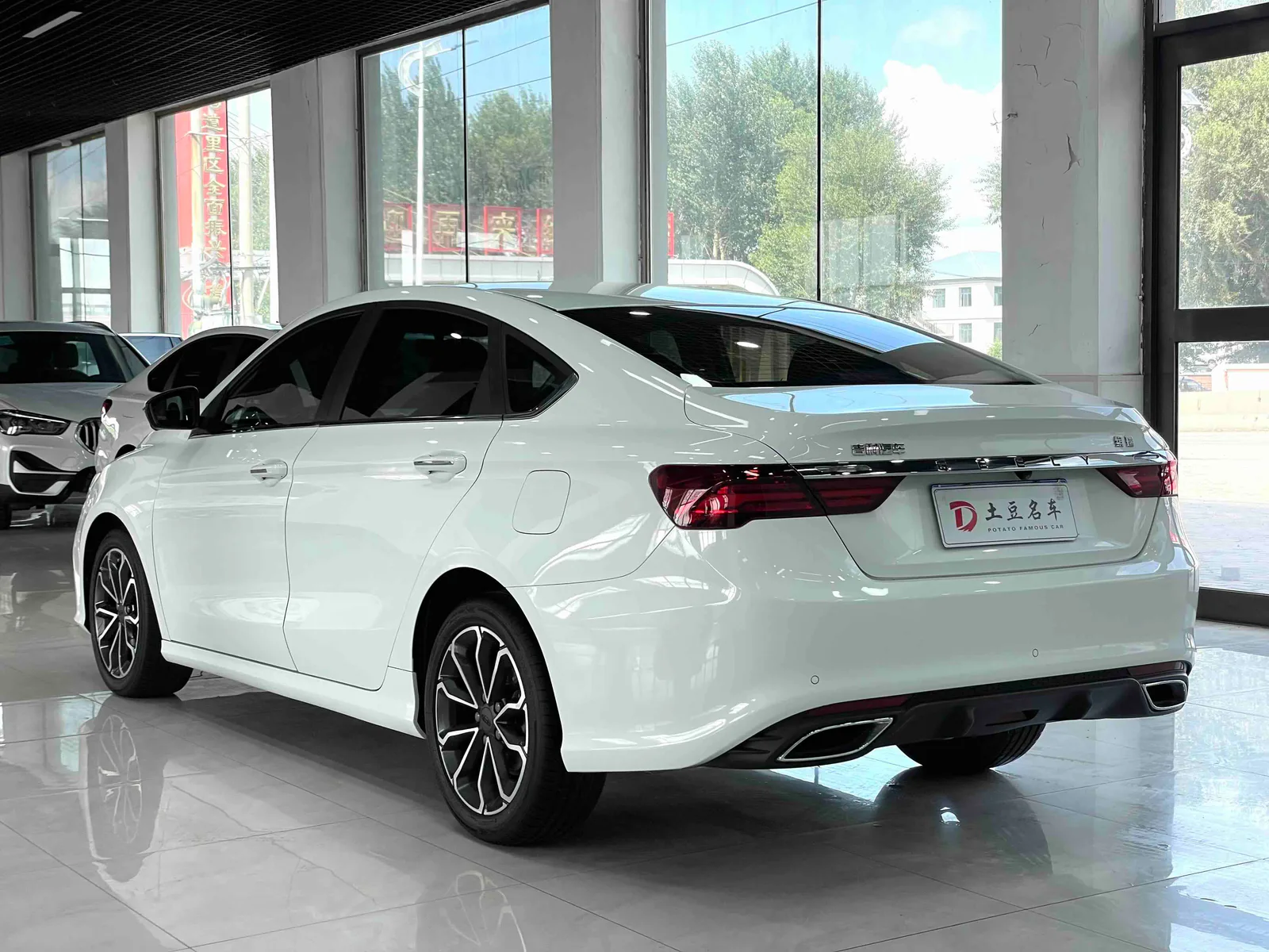 Geely Binrui 2021 — photo 13 of 19