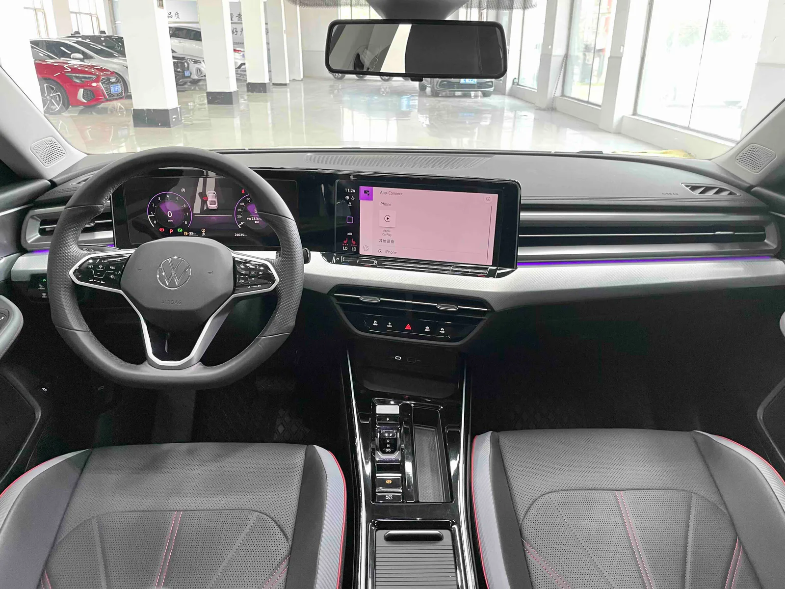 Volkswagen Lamando 2023 — photo 6 of 20