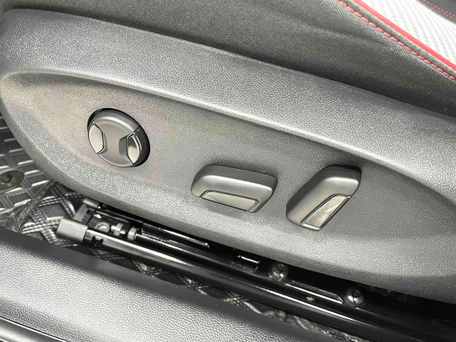 Volkswagen Lamando 2023 — photo 7 of 20