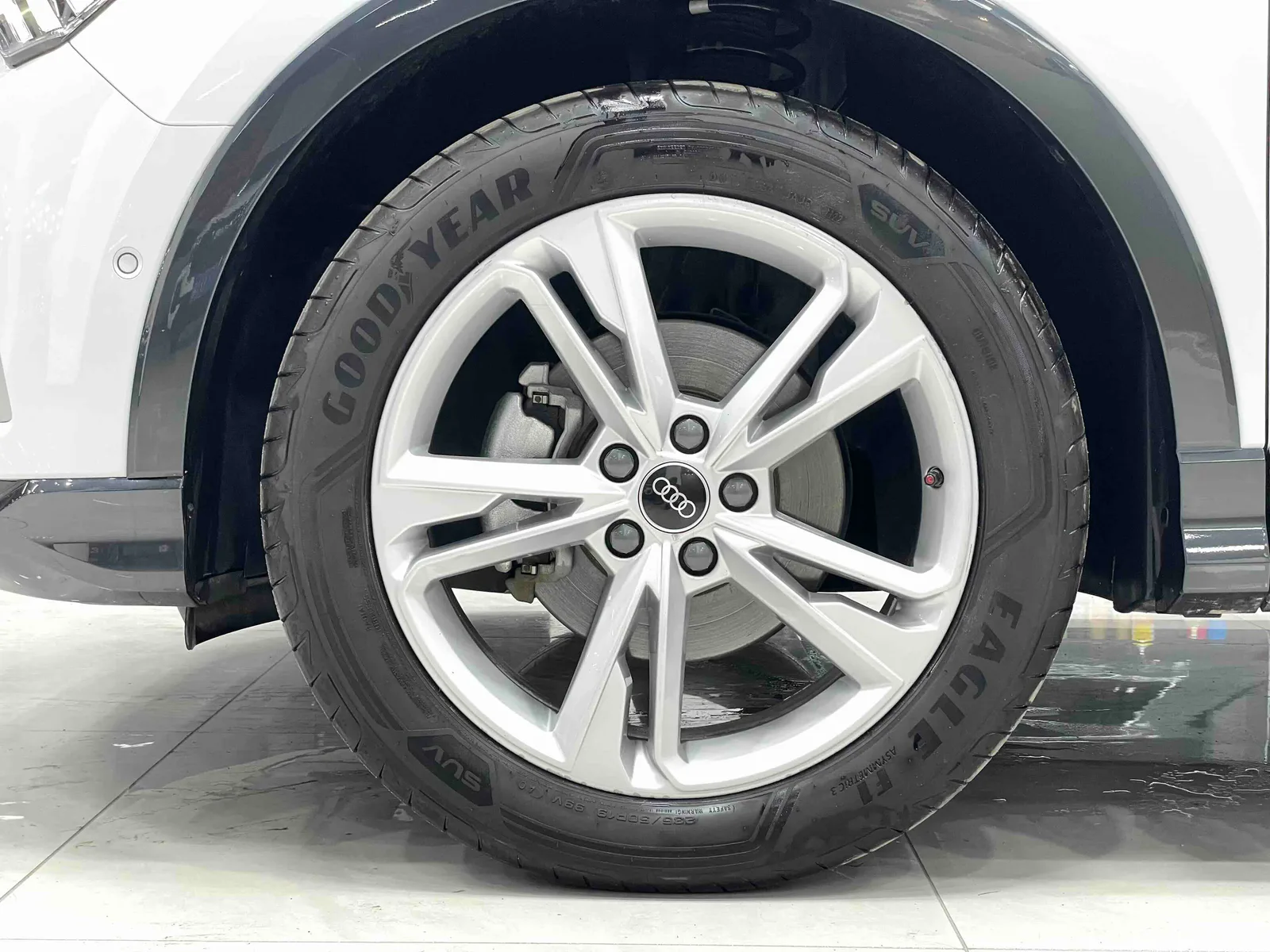 Audi Q3 2022 — photo 13 of 20