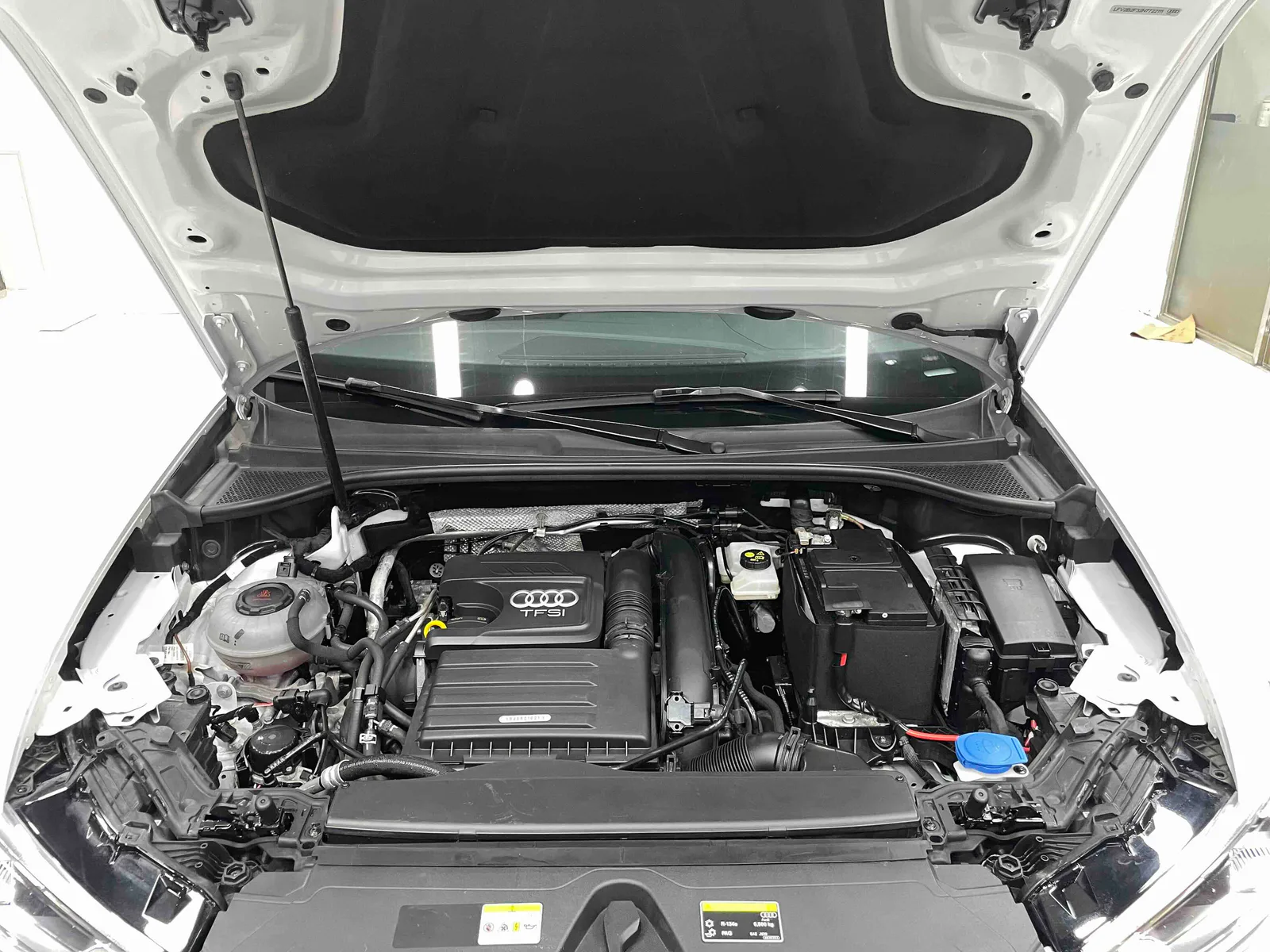 Audi Q3 2022 — photo 19 of 20