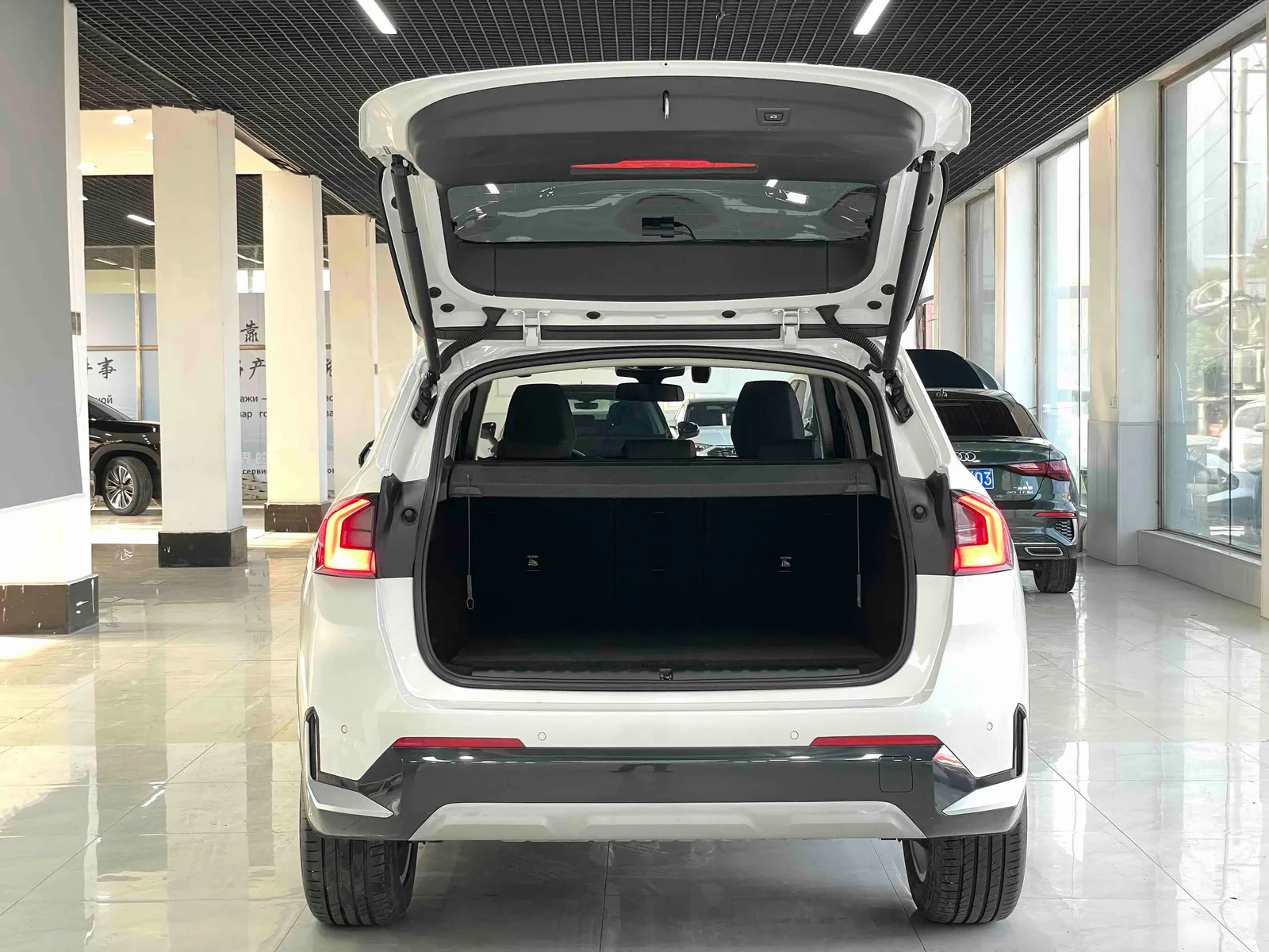 BMW X1 2023 — photo 16 of 20
