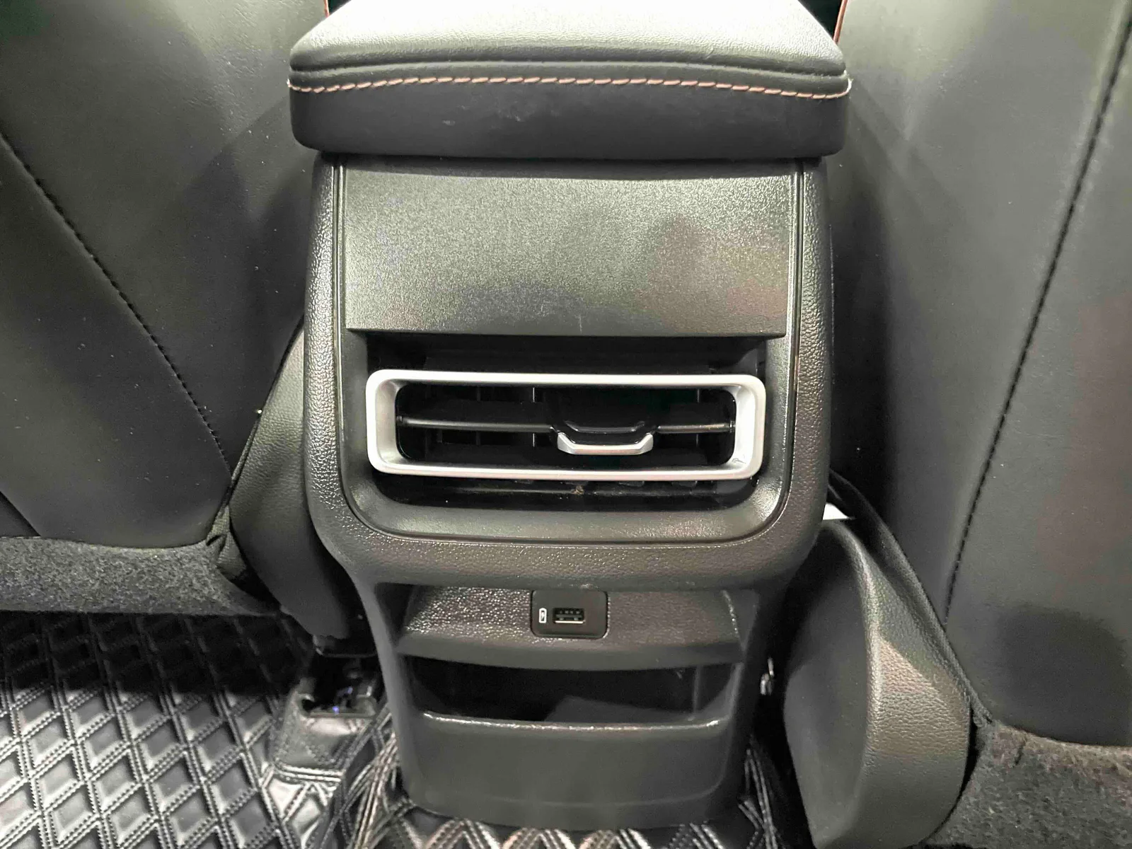 Changan Yidong 2022 — photo 10 of 20