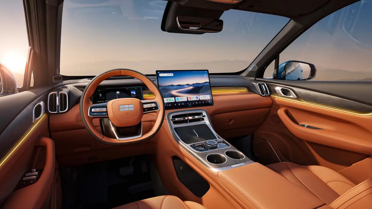 Geely Galaxy M7 official main cabin image