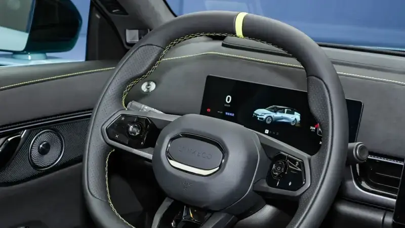Steering wheel and digital instrument display